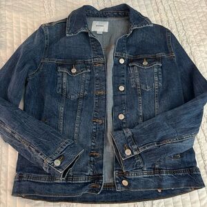 Women’s denim jacket size L